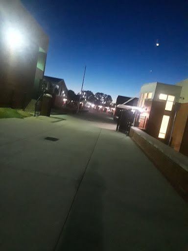 South Cobb High School - Thumbnail