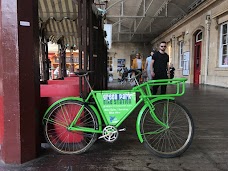 Green Park Bike Station bath