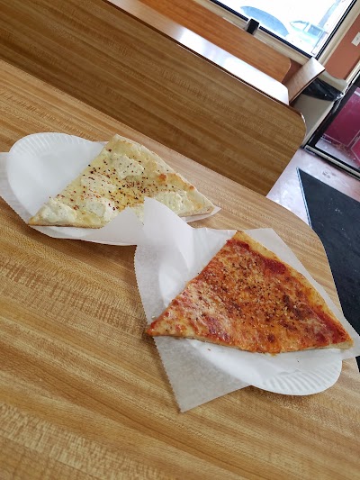 Photos of Loretta's Pizza