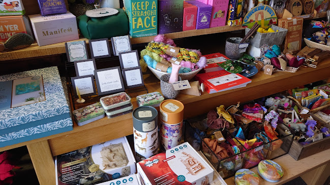 Reviews of The Cats Miaou in Edinburgh - Shop