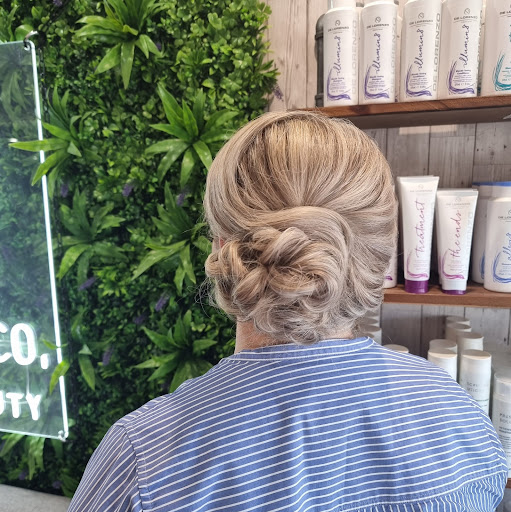 Winter & Co. Hair and Beauty - Thumbnail