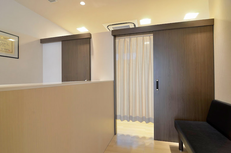 つぼさか耳鼻咽喉科クリニック