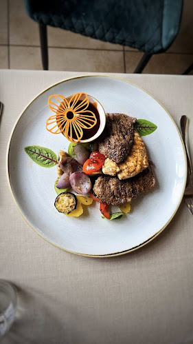 Hotel RED i Restauracja SIESTA - Dyskoteka