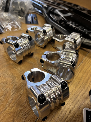 MB Cyclery - Visual