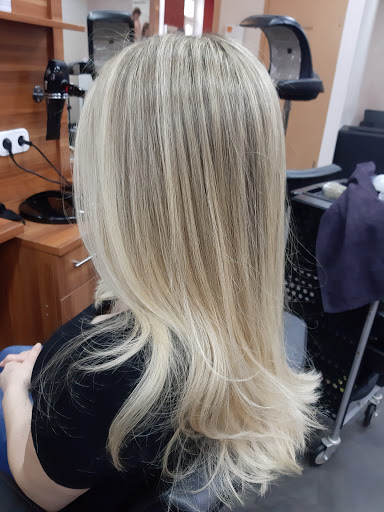 Salon 1001, hairdressing and beauty salon at Plärrer - Thumbnail