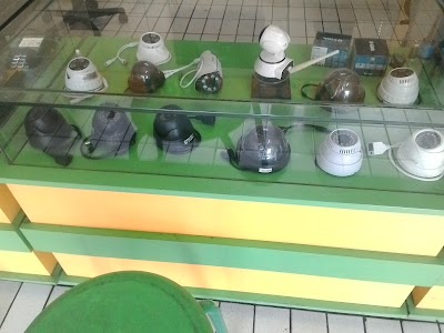 Electronics Store