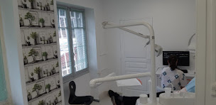 Photo n°19 de Cabinet dentaire Dr. Alina BATRAN, Chirurgien-dentiste à Vigeois (Dentiste)