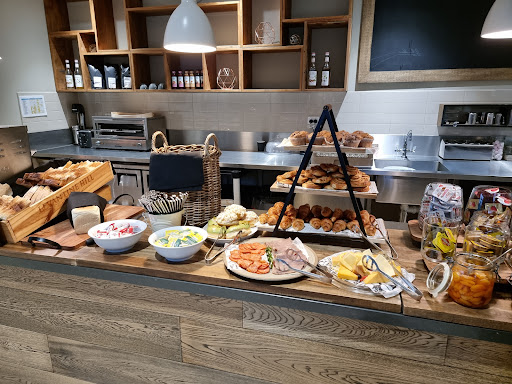 Radius Cafe - Visual
