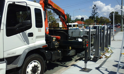 Crane Truck Hire & Transport Services - On The Move Transport - Gold Coast And Brisbane - Thumbnail