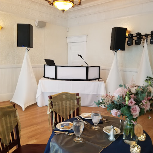 Salerno's Function Hall - Visual