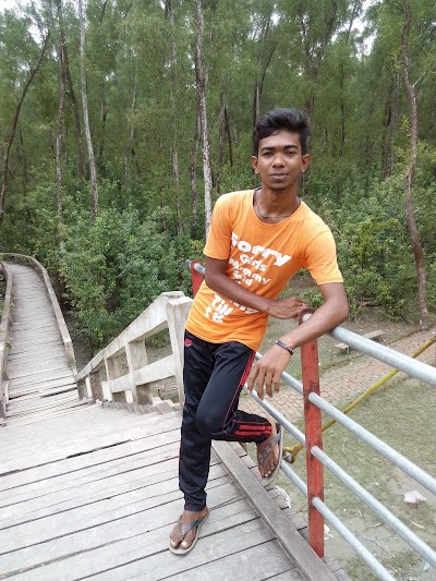 Photos of Badurtola Hat