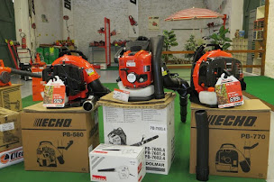 Photo n°18 de Saintry motoculture à Saintry-sur-Seine (Magasin de matériel de motoculture)