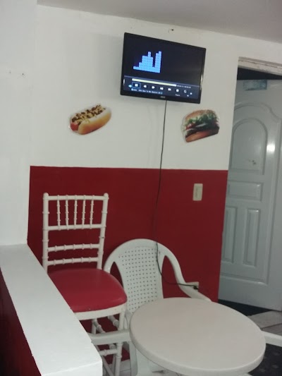Photos of D'Jean Carlos Burger