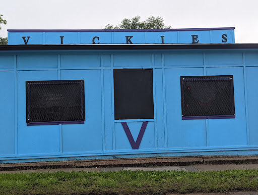 Vickies - Visual
