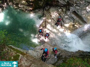 Photo n°10 de Un jour en Montagne - Canyoning Pyrénées à Gan (Agence de tourisme sportif)