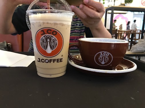 JCO's Donut & Coffee, Author: Lolita Yuniarti