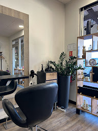 Photo n°21 de Atelier M Coiffure à La Calmette (Salon de coiffure)