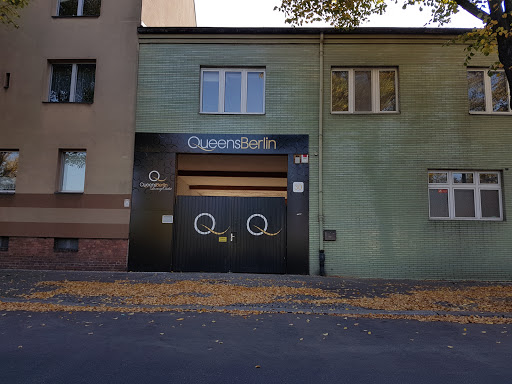QueensOutletBerlin - Visual