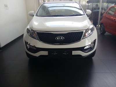 car-dealer