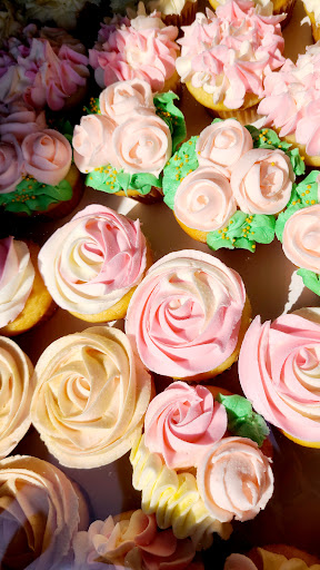 Courtney's Cake Creations - Thumbnail