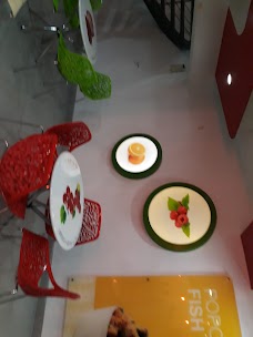 Tutti Fruiti peshawar