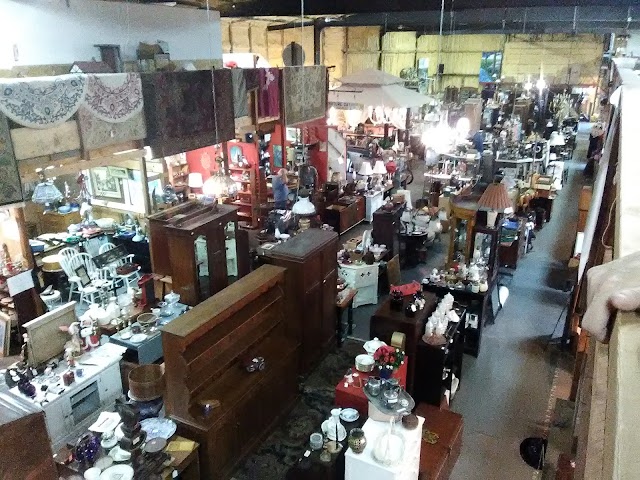 Antiques Center of Cape Cod