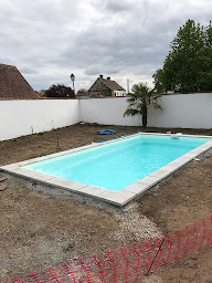 Photo n°30 de Les Piscines Le Manach à Le Boullay-Thierry (Société de construction de piscine)