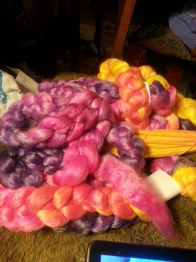 Blue Barn Fiber - Hand Painted Yarn & Fiber - Visit us online at bluebarnfiber.com - Thumbnail