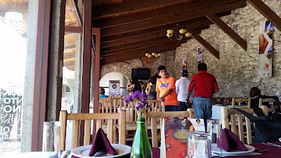 Photos of Hotel Parador Vernal