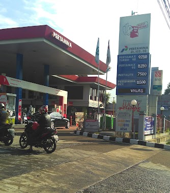 SPBU Pertamina, Author: Rhëzër Aditya