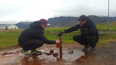 Photos of &Ouml;lkelduvatn Mineral Spring