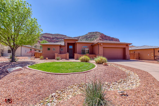 Sara Mortensen; Kanab Agent Utah Realtor™ - Thumbnail
