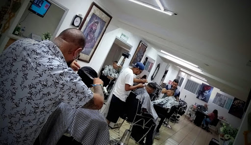 Black House Barber's Shop