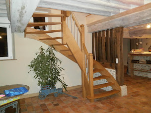 Photo n°16 de Requier Yves à Les (Charpentier)