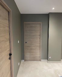 Photo n°9 de SAS EMT ROULE PEINTURE à Villefranche-sur-Saône (Peintre en bâtiment)