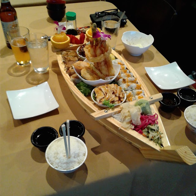 Mizu Sushi Bar & Grill