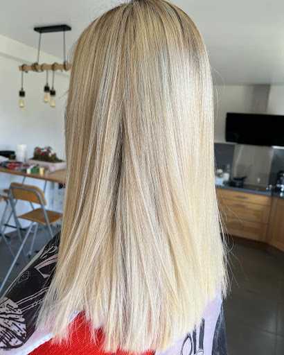 Chlo' Coiffure Gallery - France
