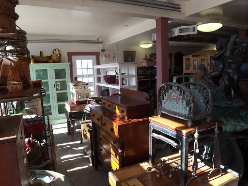 Wickford Antique Est Liquidators - Thumbnail