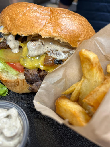 Photo 2 - MAISON BURGER