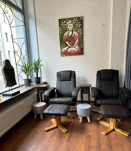 Moe Thai Massage - Visual