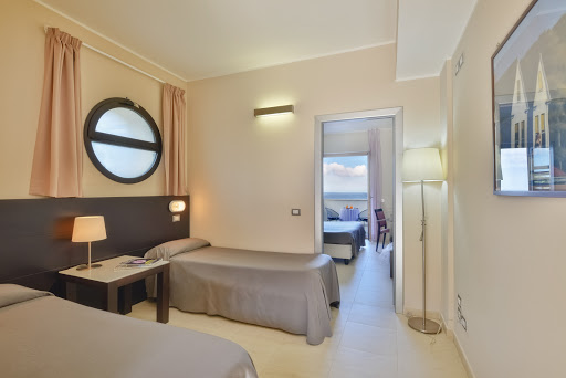 Hotel Mareluna - Thumbnail