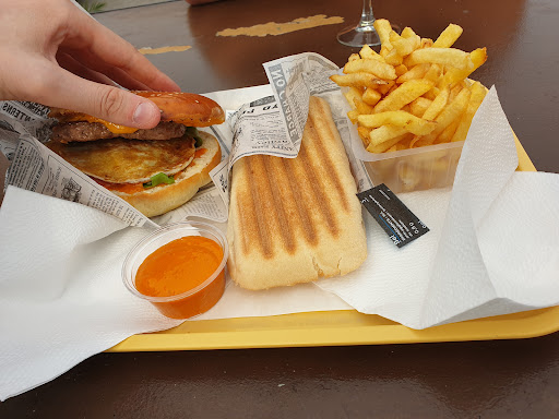 Photo 2 - Buzz Diners