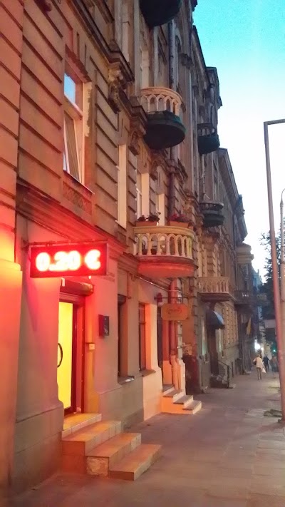 beauty-salon