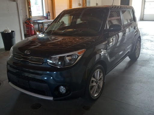 Easton Motors EZ Credit of West Salem - Thumbnail
