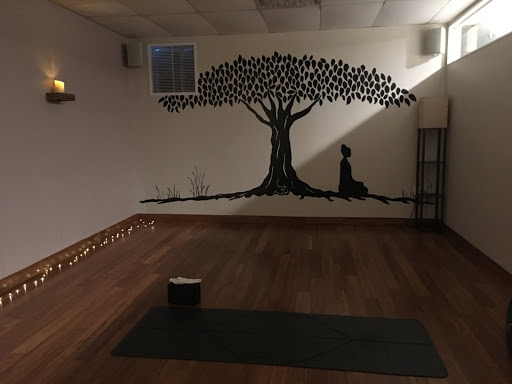 Flow Yoga Studio - Visual