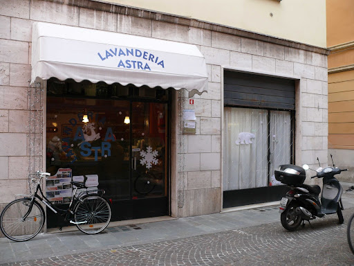 Lavanderia Astra - Visual