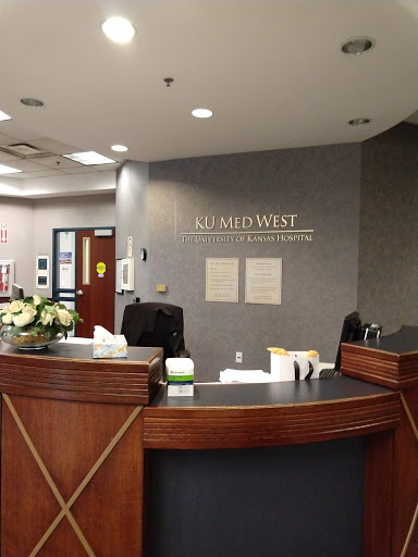 KU MedWest, Medical Pavilion Gallery - United States