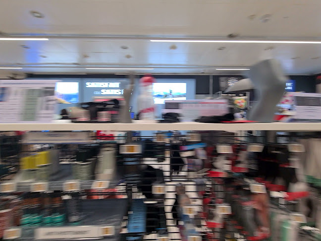 Rezensionen über Decathlon in Freiburg - Sportgeschäft