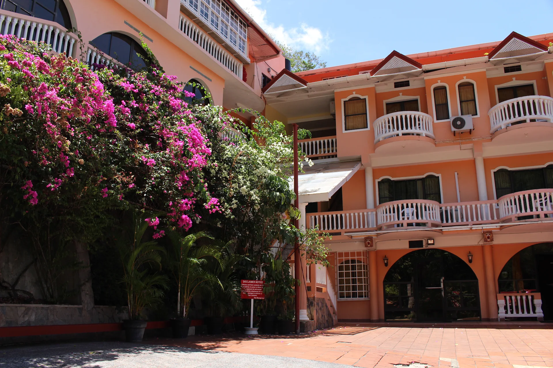 Alicia's Palace