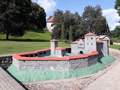Photos of Kandava